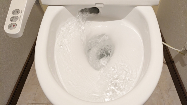 トイレつまりを家庭で直す！原因別かんたん解消法8選